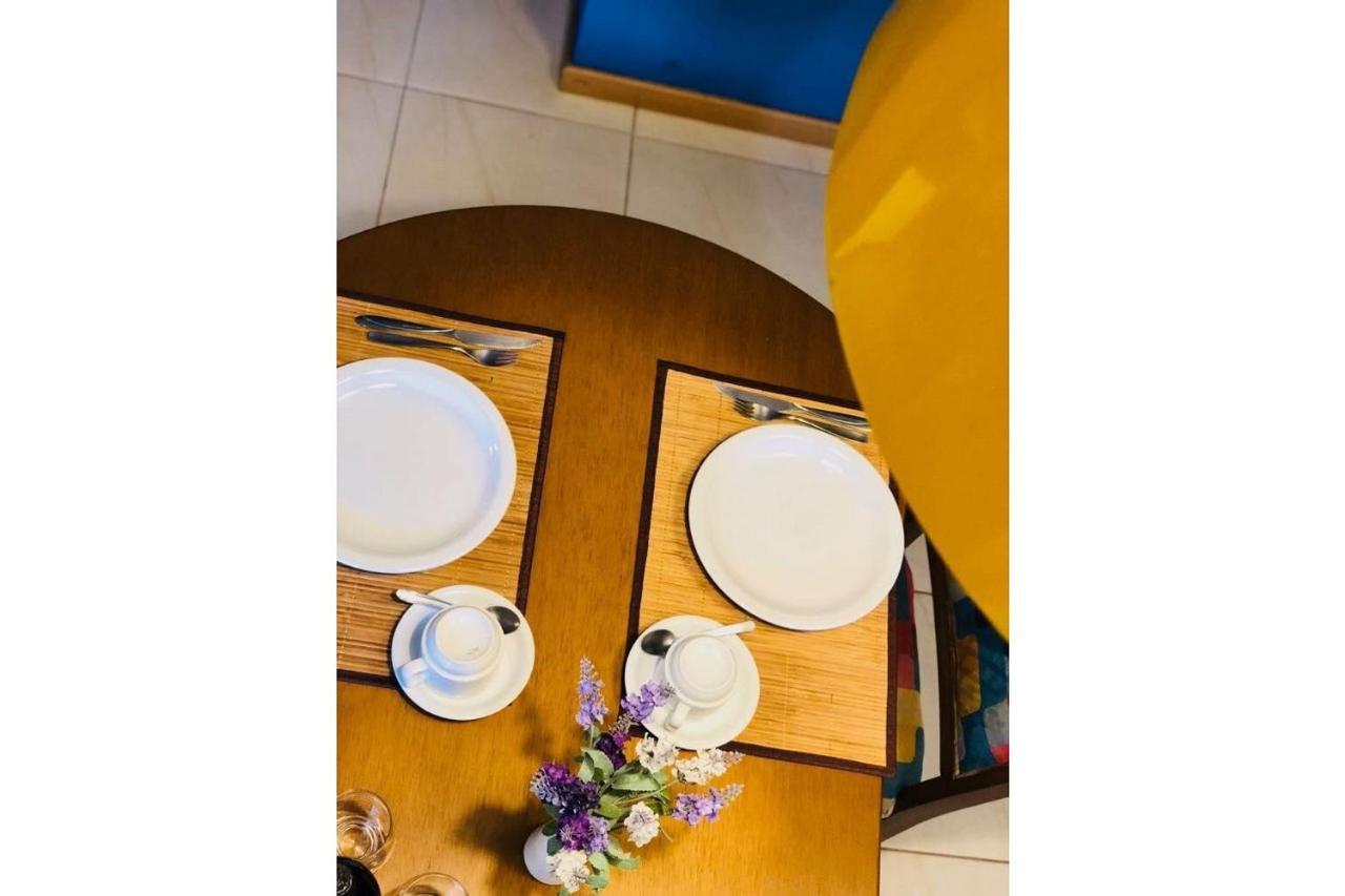 GRAMADO SOLAR REAL - 2 apts de 2 quartos no mesmo prédio, cada um comporta até 7 pessoas - IDEAL PARA GRUPOS - central - IDEAL PARA ANDAR A PÉ - nesta plataforma desde janeiro de 2015, oferecemos CREDIBILIDADE - seu PET é bem-vindo - GARAGEM COBERTA Exterior foto