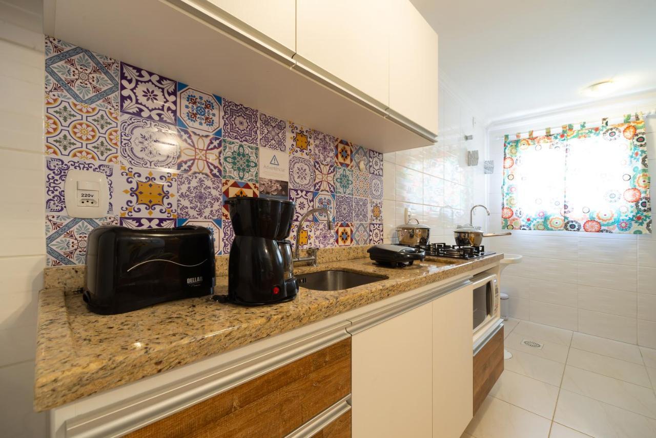 GRAMADO SOLAR REAL - 2 apts de 2 quartos no mesmo prédio, cada um comporta até 7 pessoas - IDEAL PARA GRUPOS - central - IDEAL PARA ANDAR A PÉ - nesta plataforma desde janeiro de 2015, oferecemos CREDIBILIDADE - seu PET é bem-vindo - GARAGEM COBERTA Exterior foto